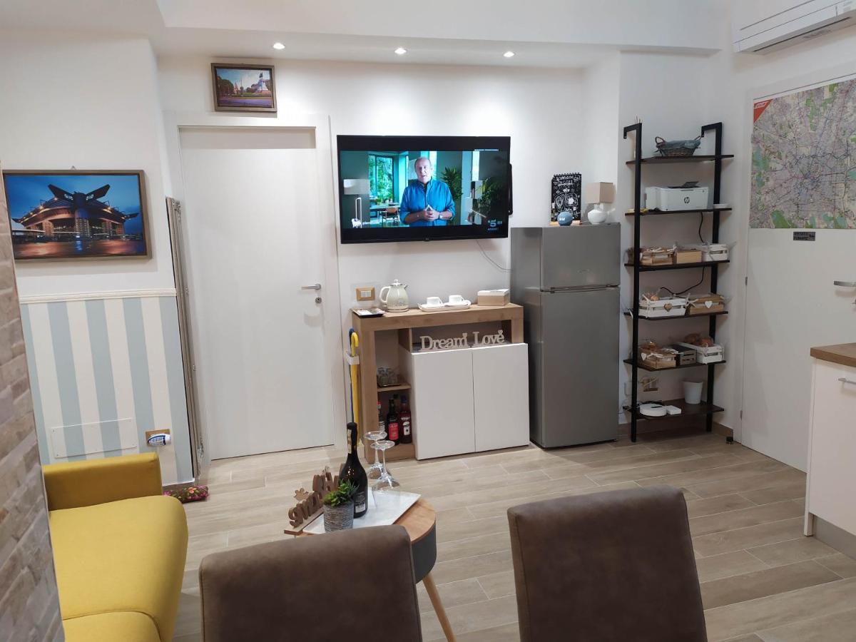 San Siro Dream Home -Apartment With Garage-Milano Bagian luar foto